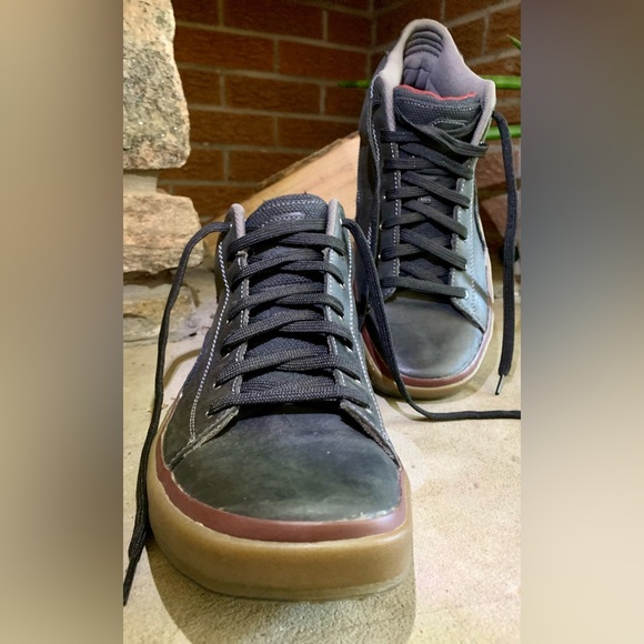 Skechers high top shoe size 10 1/2 NWOT - Picture 4 of 12